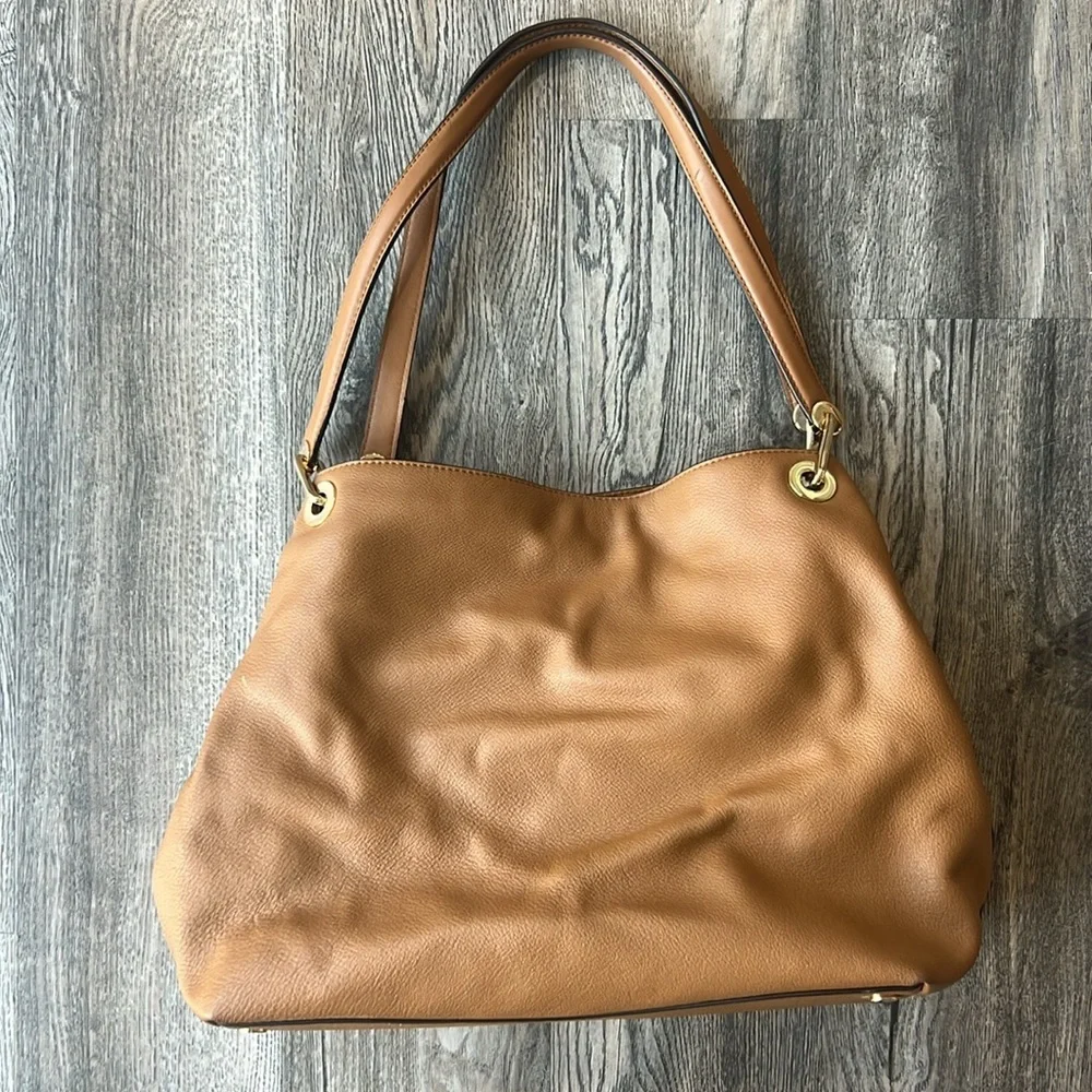 Michael Kors Purse Brown Raven Large Shoulder Bag Pebbled Leather - Picture 11 of 16